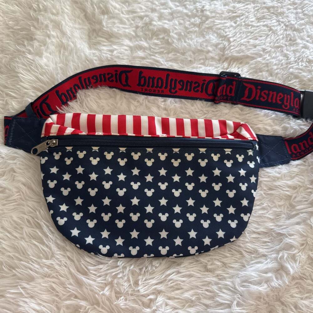 Disney‎ Mickey Mouse Americana Stars and Stripes Fanny Pack